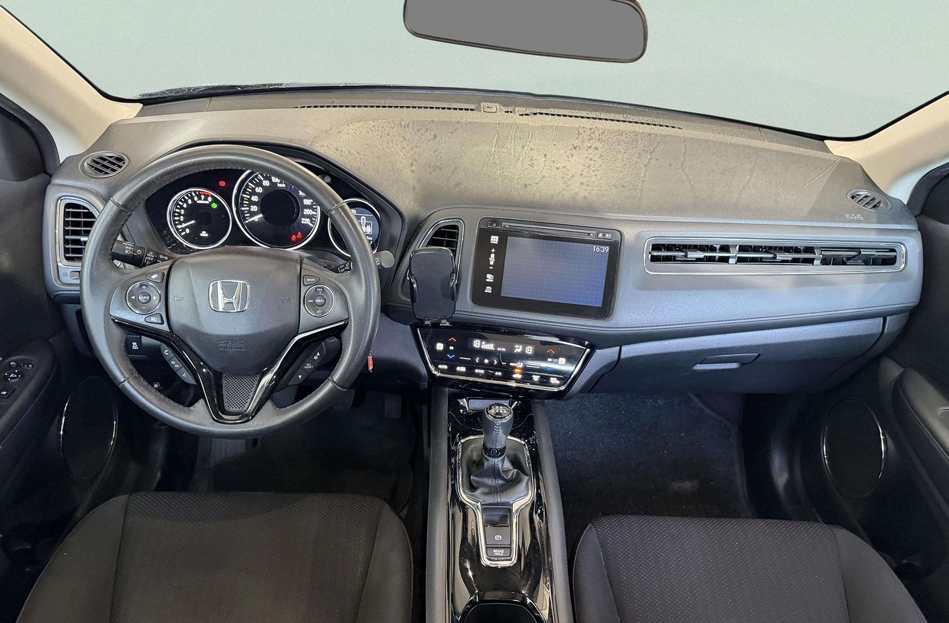 Honda HR-V 1.5 i-VTEC Elegance - foto 6