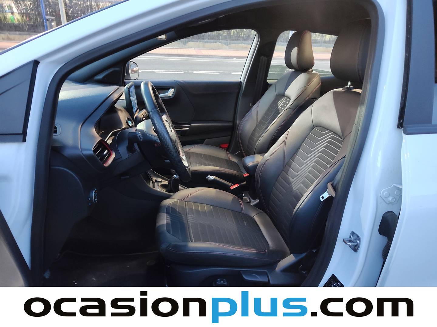 Foto Ford Puma Ford Puma 1.0 EcoBoost MHEV ST-Line X (125 CV)