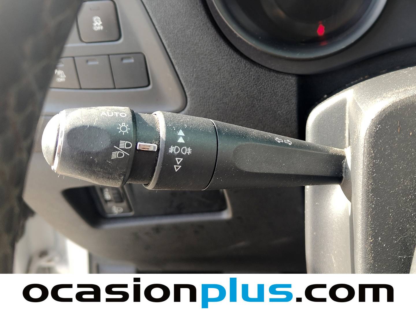 Equipamiento del Citroën C4 Citroën C4 BlueHDi 100 Feel Edition (99 CV)
