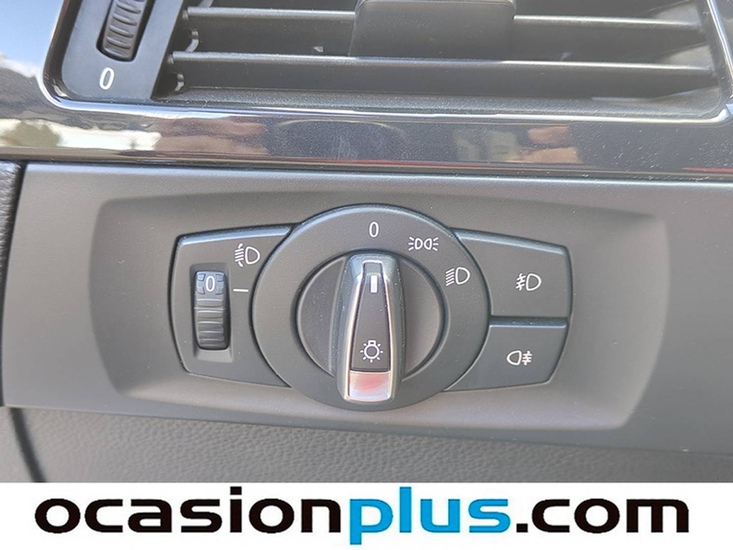 Foto BMW Serie 3 BMW Serie 3 318d Touring (143 CV)