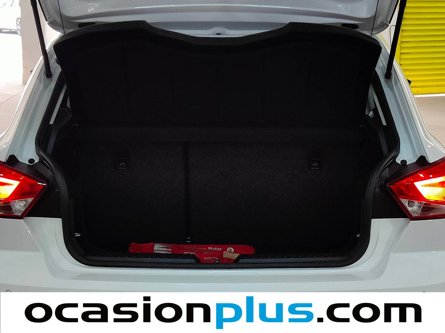 Foto Seat Ibiza SEAT Ibiza 1.0 MPI Style Plus (80 CV)