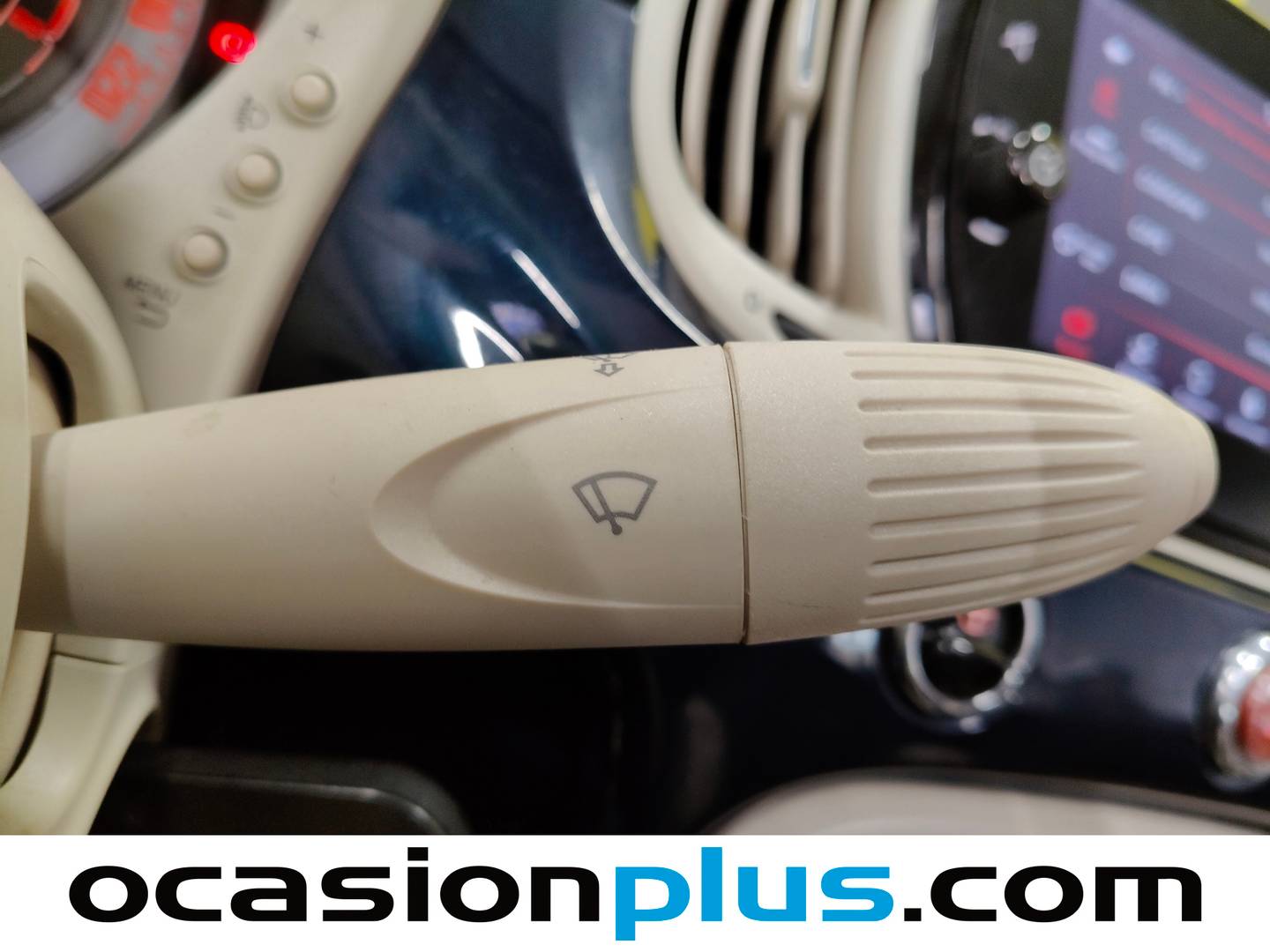 Fiat 500C Fiat 500C 1.0 Hybrid Dolcevita (70 CV) seminuevo