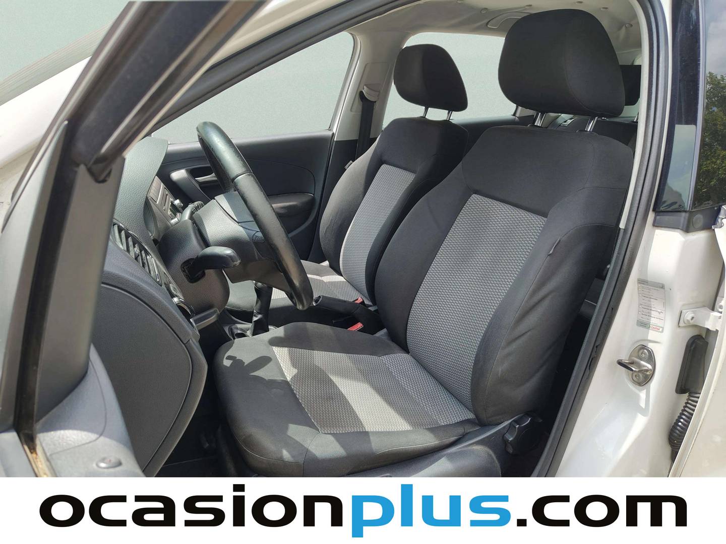 Foto asientos delanteros Volkswagen Polo Volkswagen Polo Advance 1.2 TSI (90 CV)