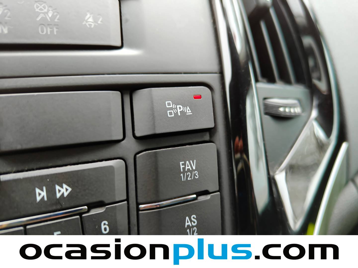 Equipamiento del Opel Astra Opel Astra 1.6 CDTI S&S Excellence (136 CV)