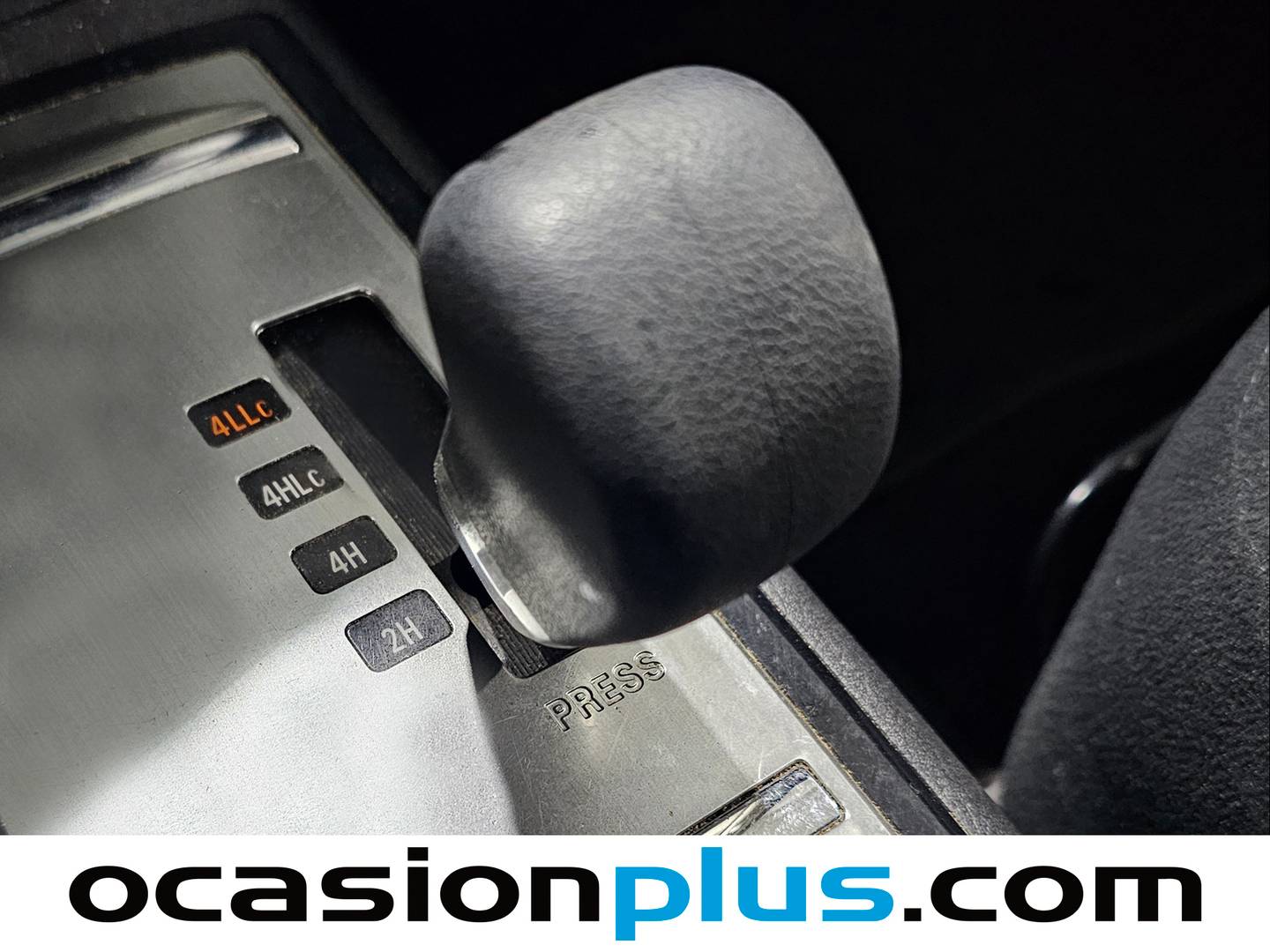 Extras y acabados del Mitsubishi Montero Mitsubishi Montero 3.2 DI-D Spirit Auto (190 CV) 7 Plazas