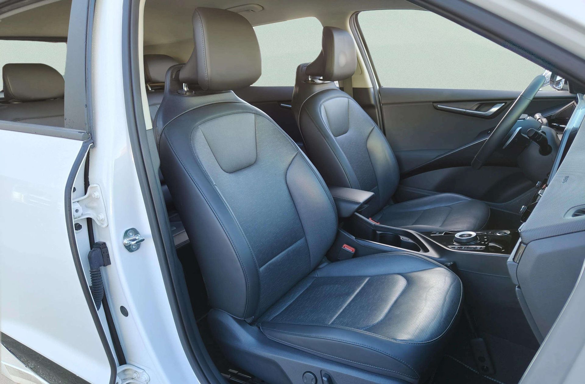 Kia Niro 1 GDi HEV Emotion - foto 24
