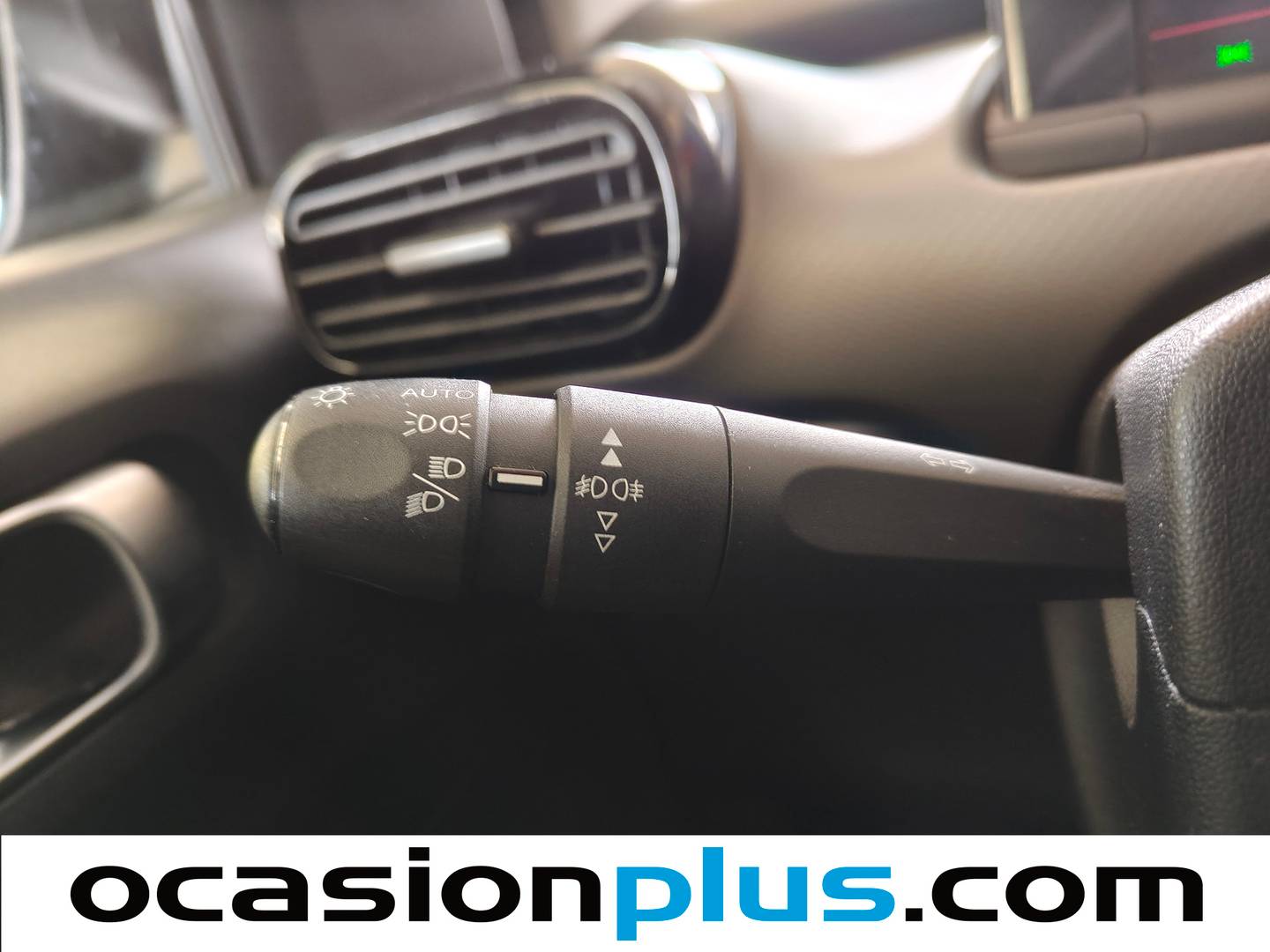 Acabados Citroën C4 Cactus Citroën C4 Cactus BlueHDi 100 S&S Shine (102 CV)