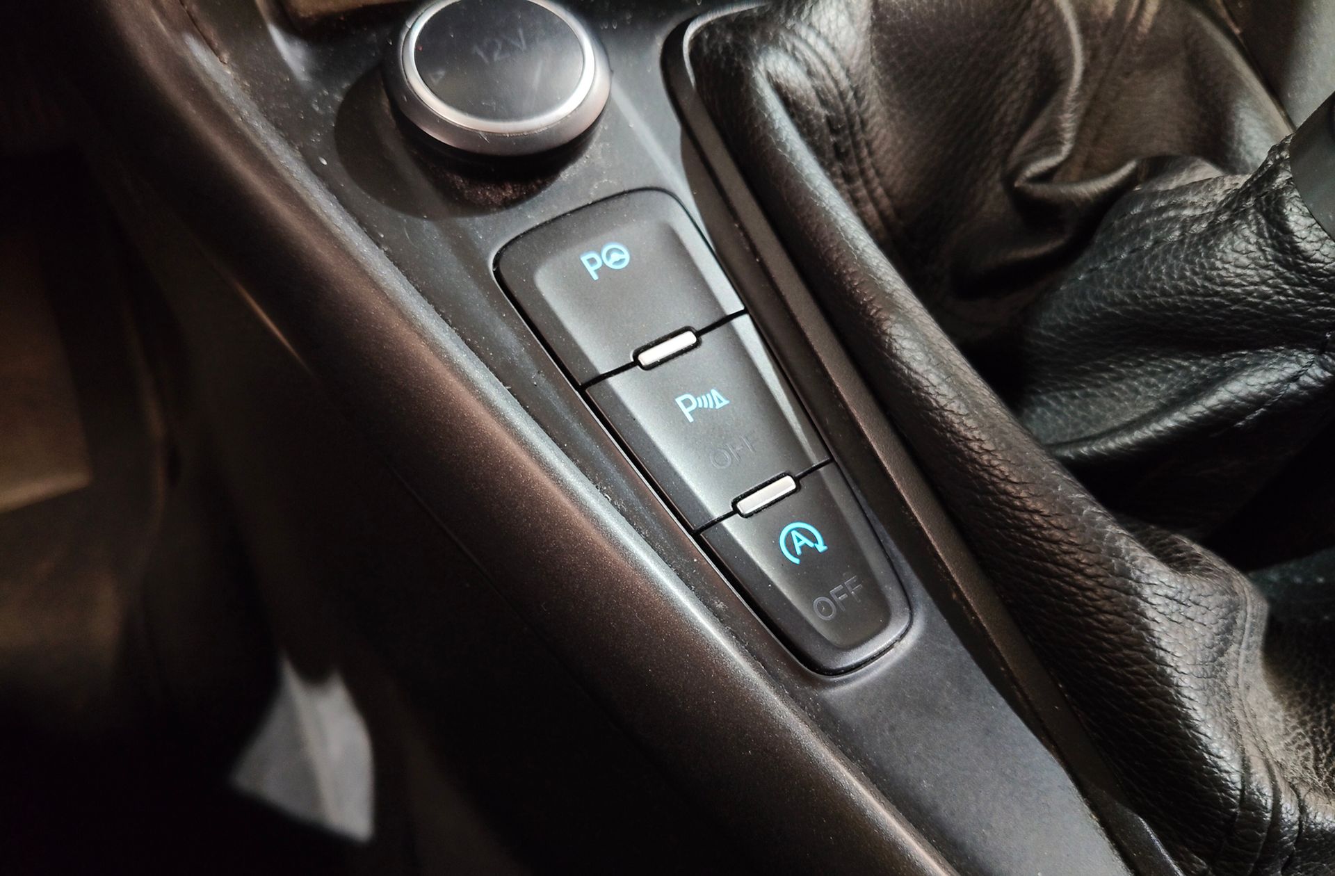 Ford Focus 1.0 EcoBoost Business - foto 10