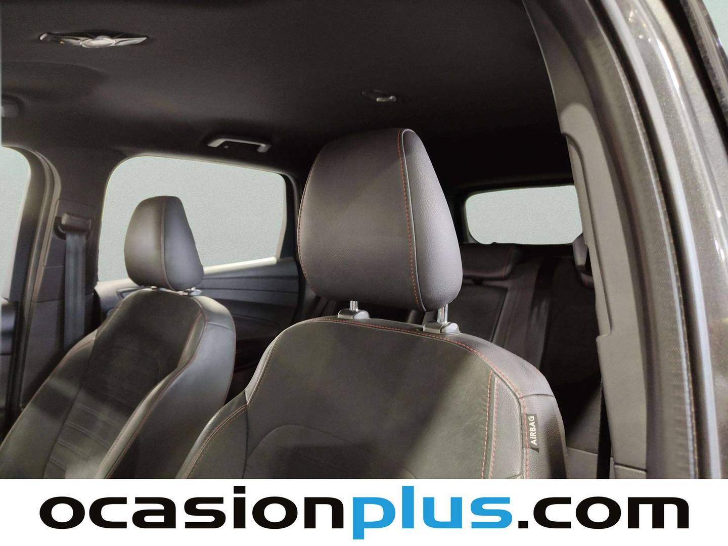 Extras y acabados del Ford Kuga Ford Kuga 2.0 TDCI ST-LIne Limited Edition 4x2 (150 CV)