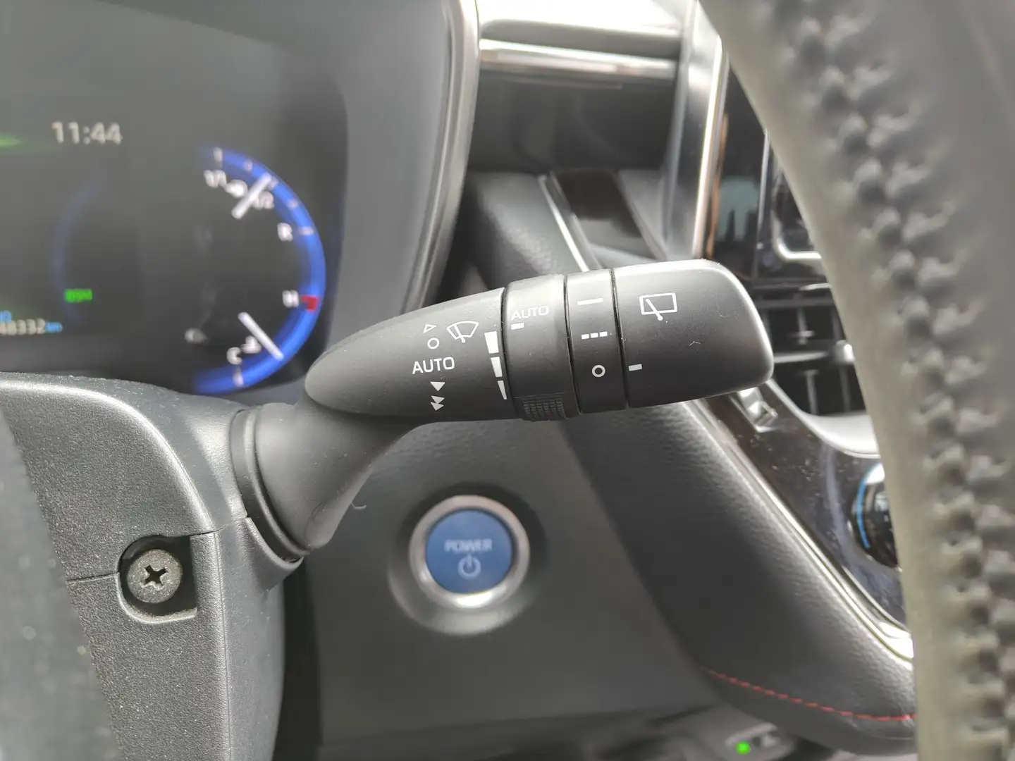 Foto Toyota Corolla Toyota Corolla 180H Advance E-CVT (180 CV)