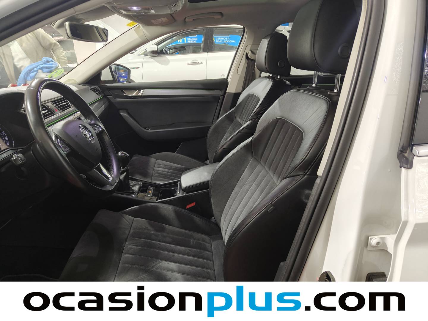 Foto asientos delanteros Skoda Superb Skoda Superb 2.0 TDI Style (150 CV)