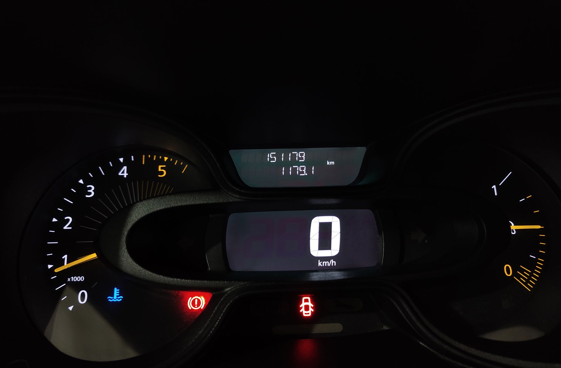 Renault Trafic dCi 115 Combi Mixto 5/6 N1 - foto 7