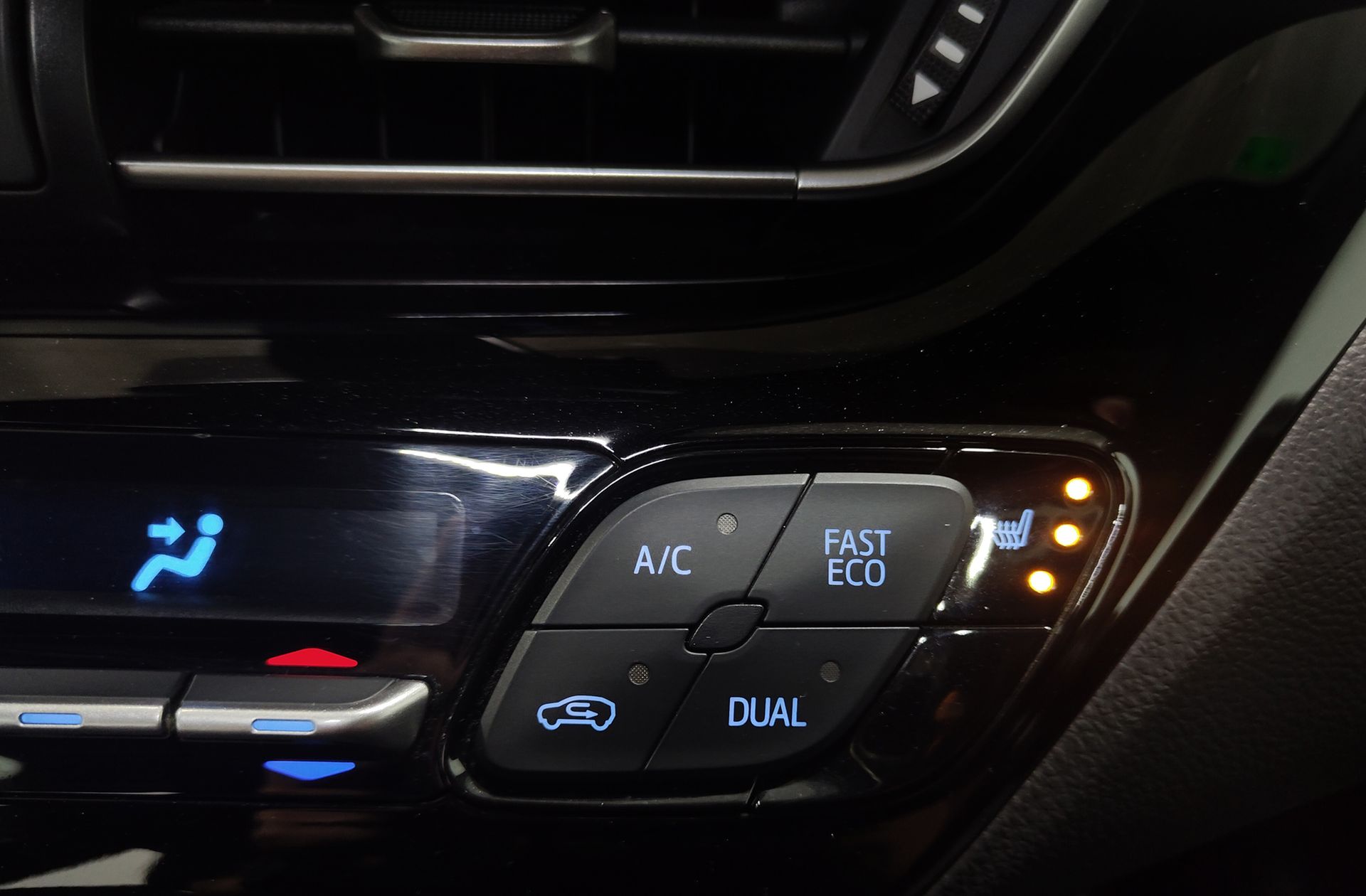 Toyota C-HR 1.8 125H Advance - foto 8