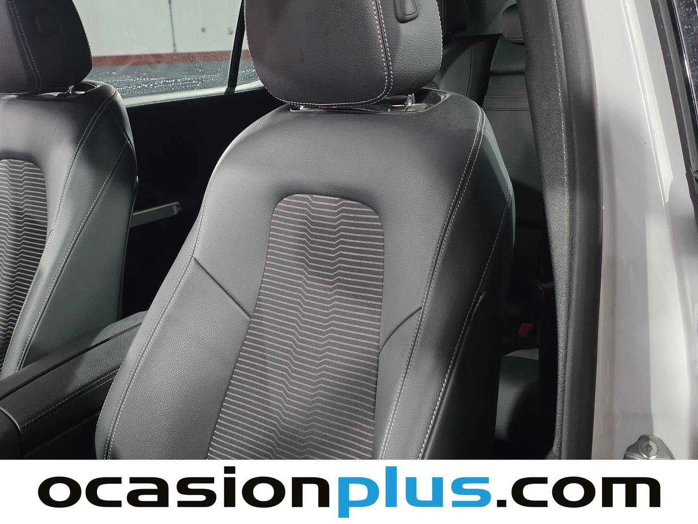 Foto Mercedes GLB Mercedes-Benz GLB GLB 220 D 4MATIC (190 CV)