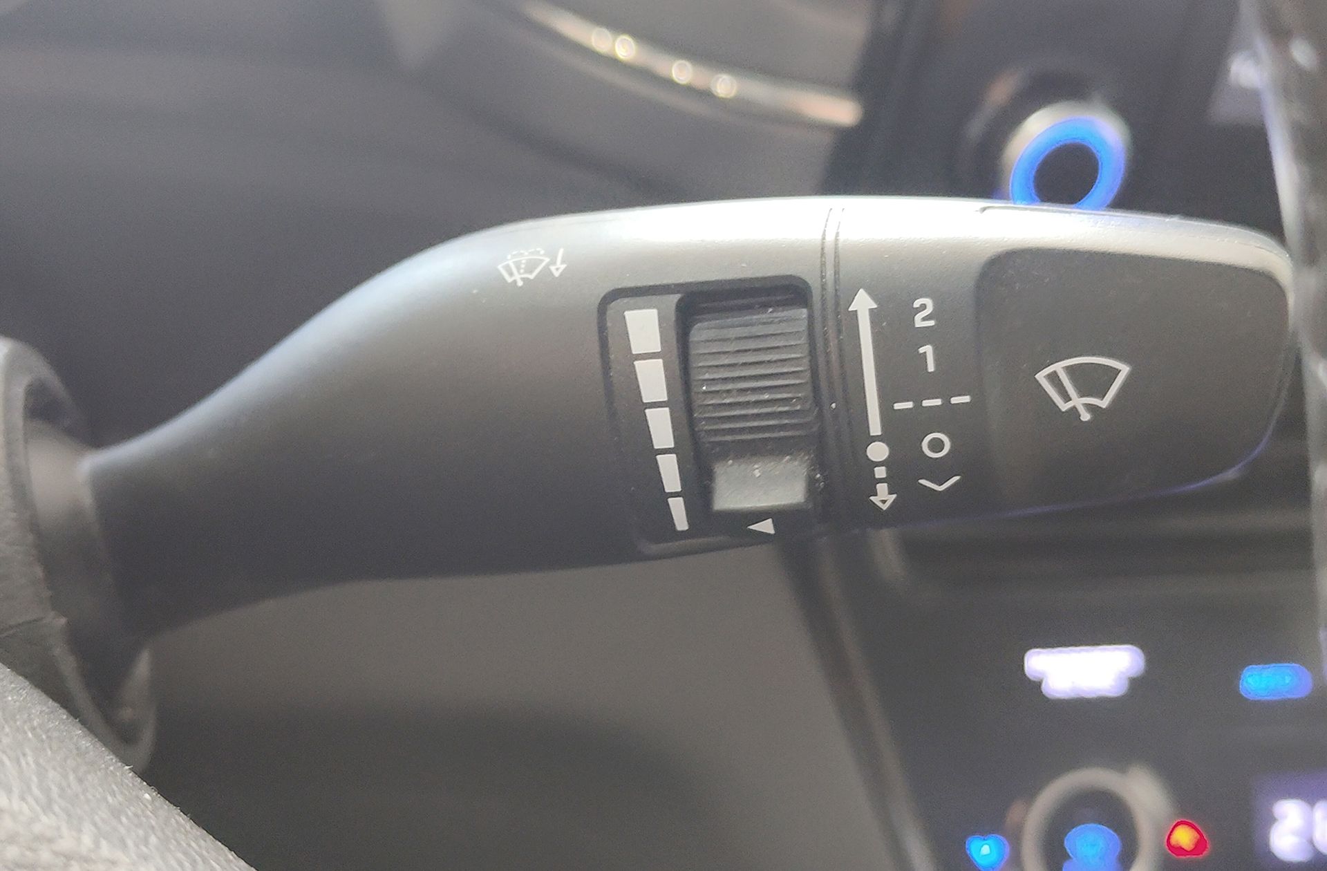 Hyundai Ioniq 1.6 GDI HEV Klass LE DT - foto 25