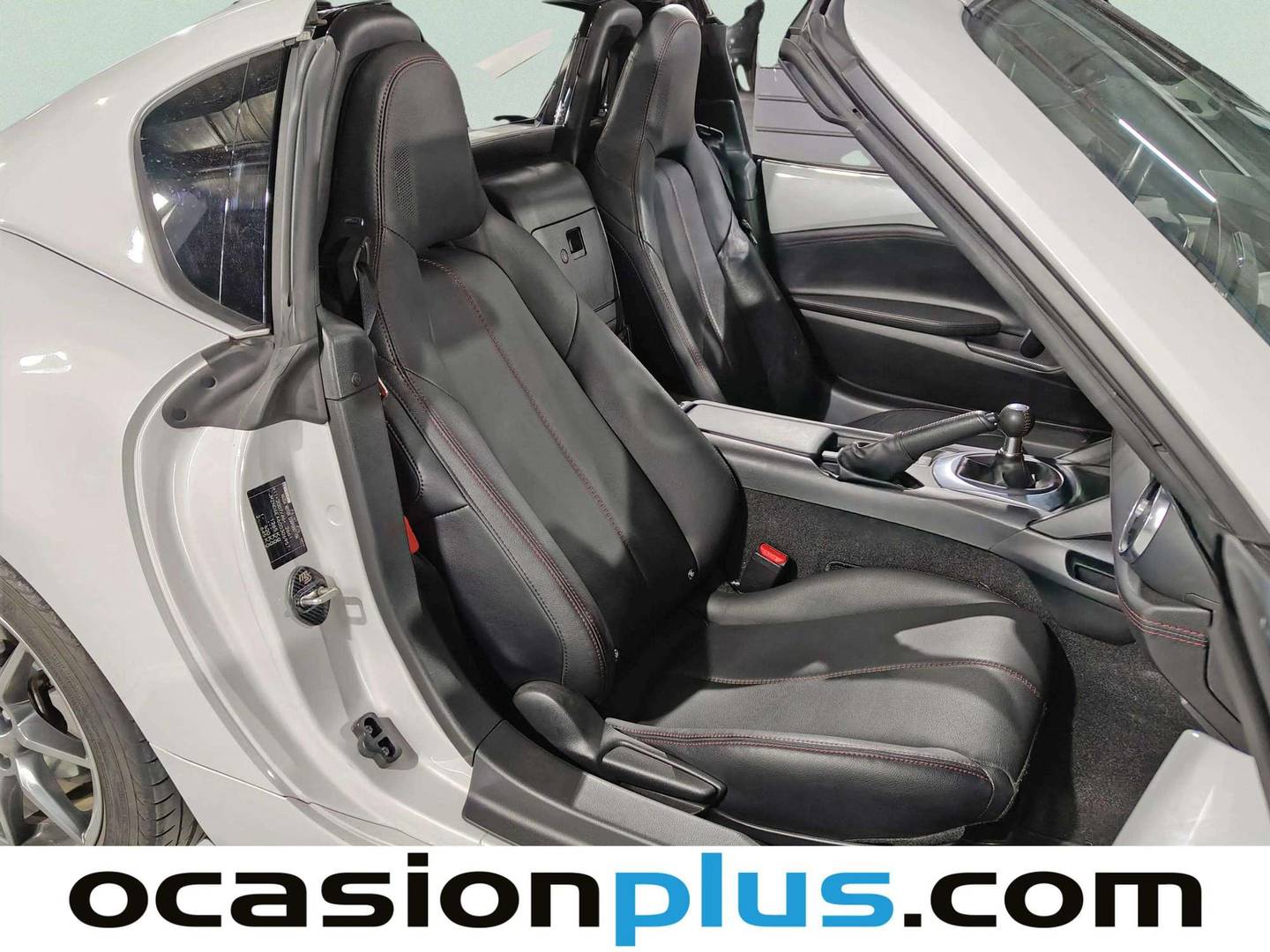 Foto asientos traseros Mazda MX-5 Mazda MX-5 1.5 Zenith (131 CV)