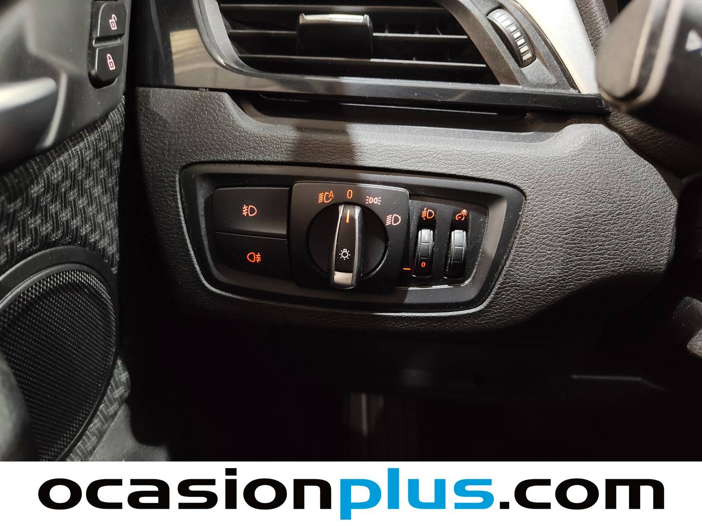 Foto BMW X1 BMW X1 sDrive16d Business (116 CV)