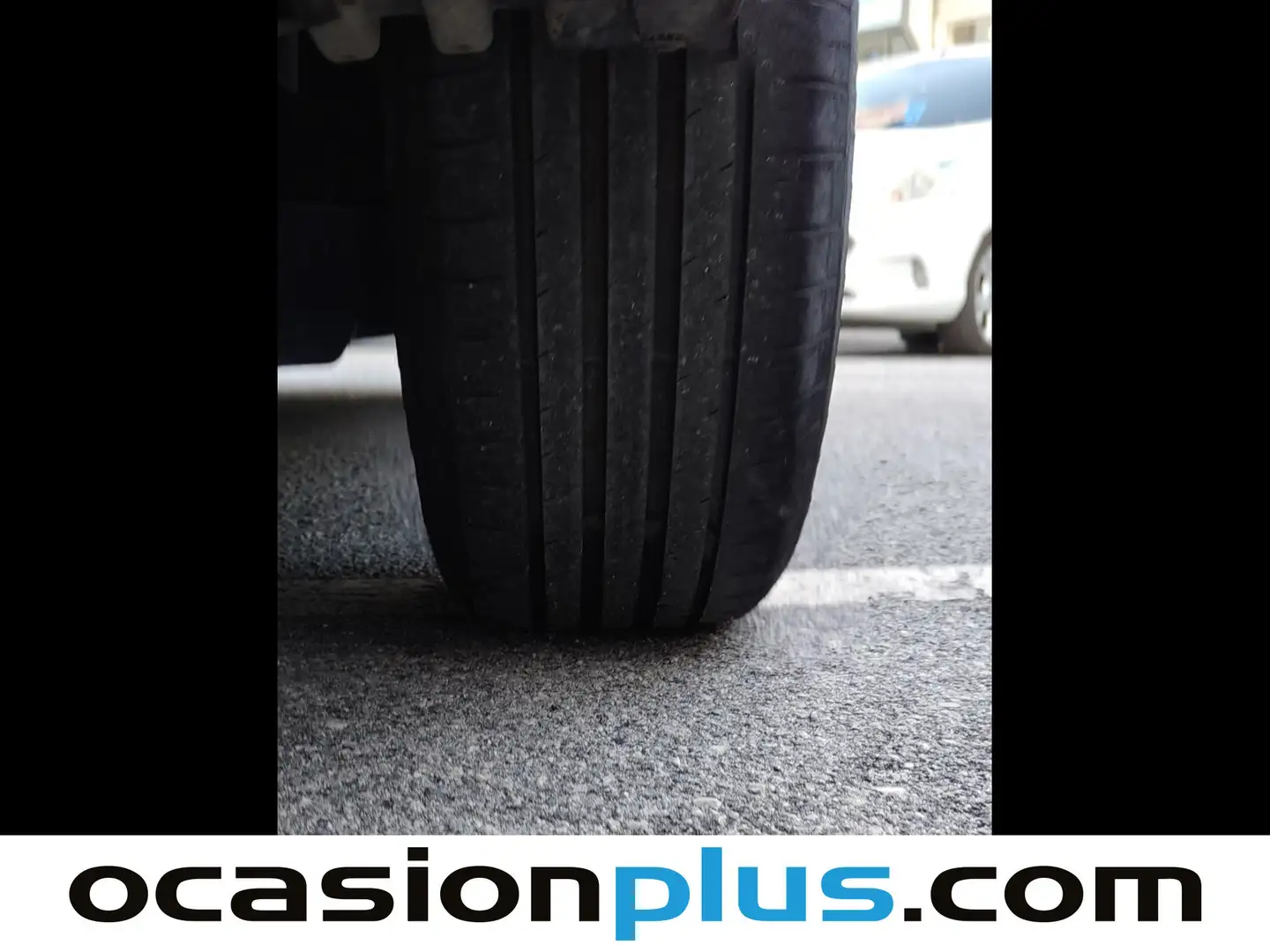 Foto Peugeot 408 Peugeot 408 Allure Hybrid eDCS6 (136 CV)