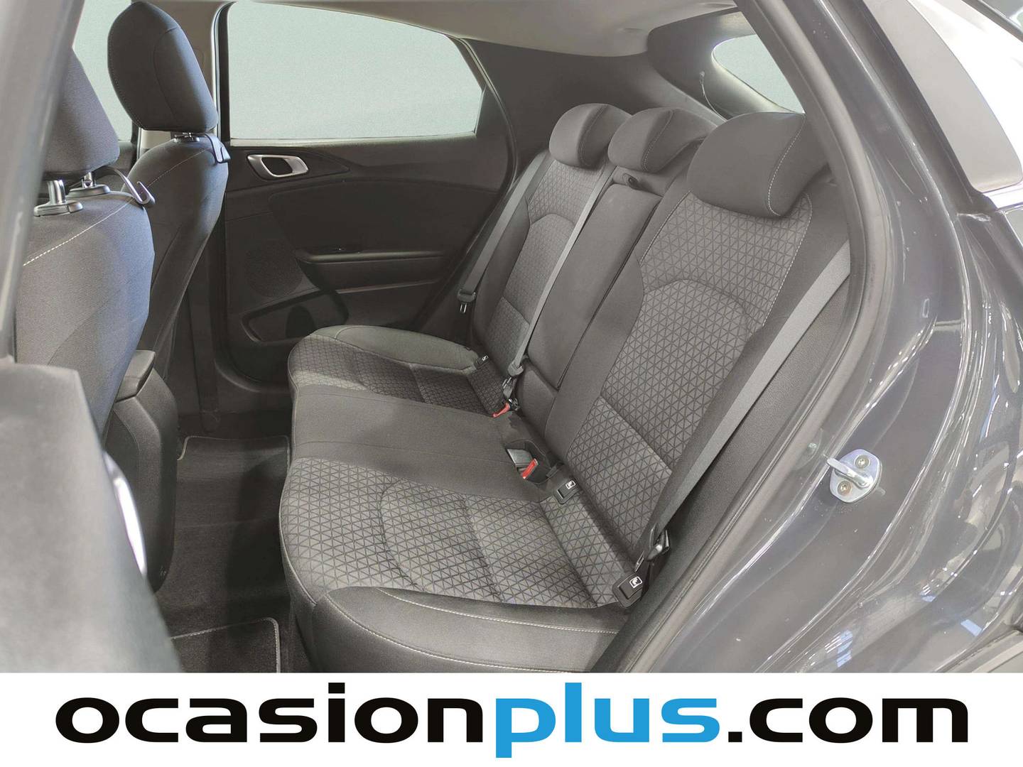 Foto asientos traseros KIA XCeed KIA XCeed 1.0 T-GDi Drive (120 CV)