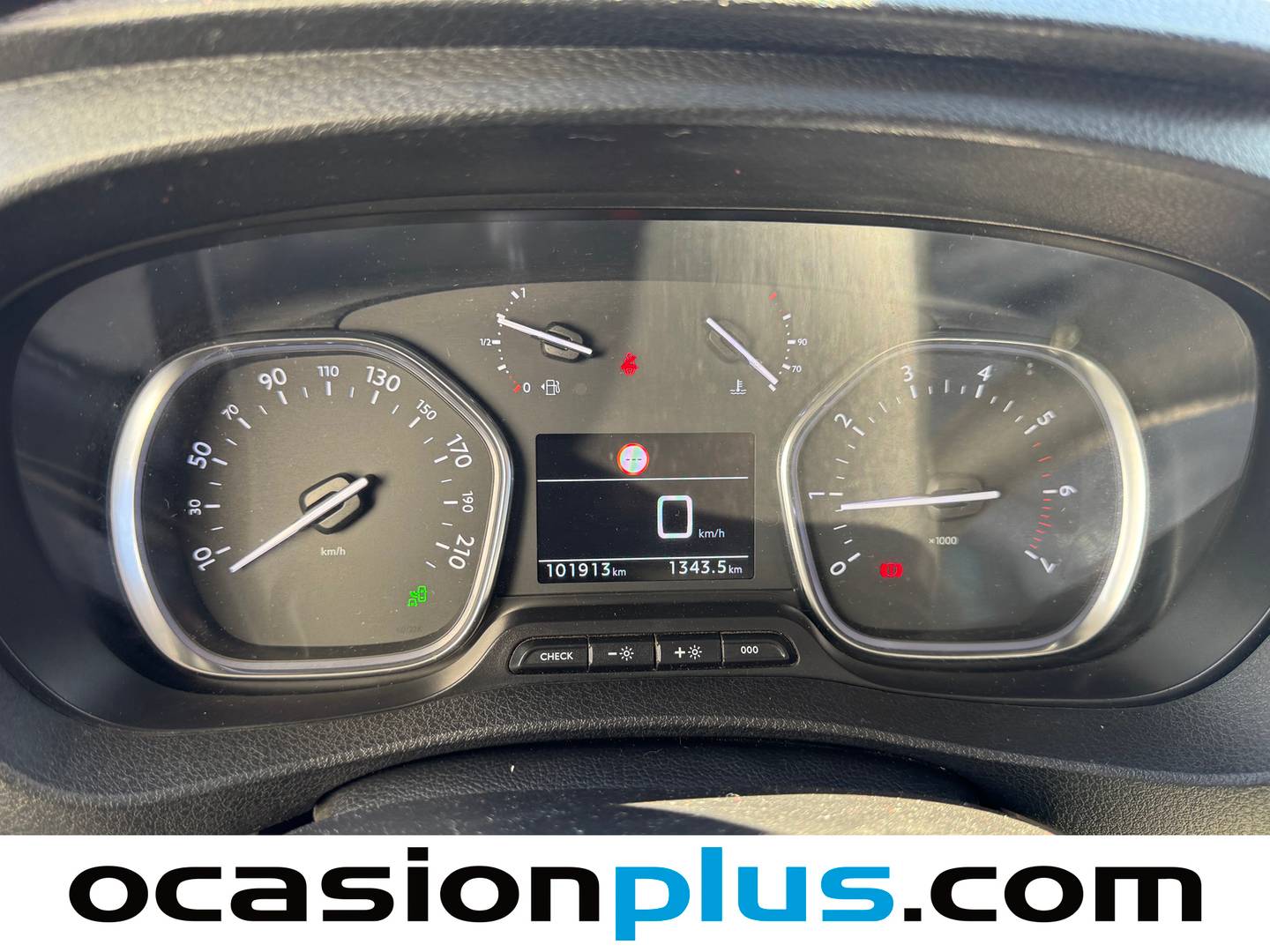 Foto Citroën Spacetourer Citroen Spacetourer BlueHDi 150 S&S Feel Talla M (150 CV)