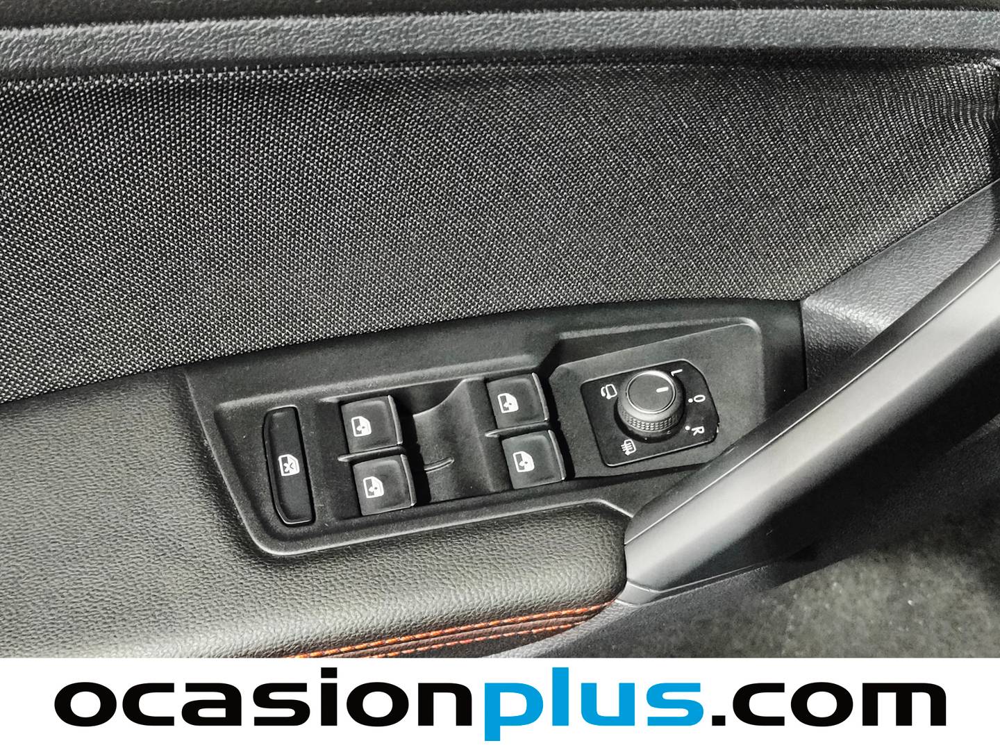 Foto Seat Tarraco SEAT Tarraco 1.5 TSI S&S FR XXL DSG (150 CV) 7 Plazas