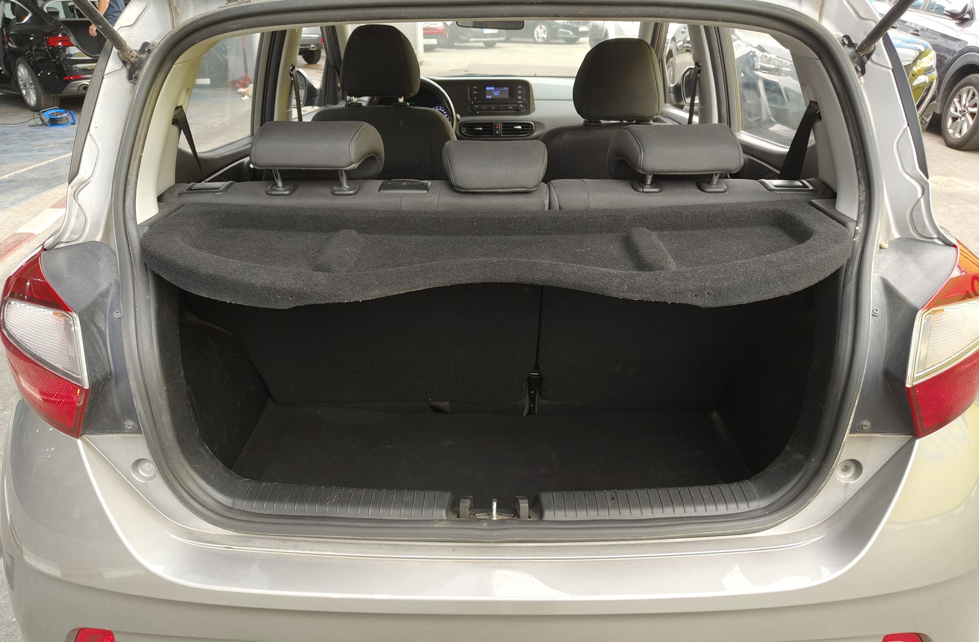 Hyundai i10 1.0 Essence - foto 13