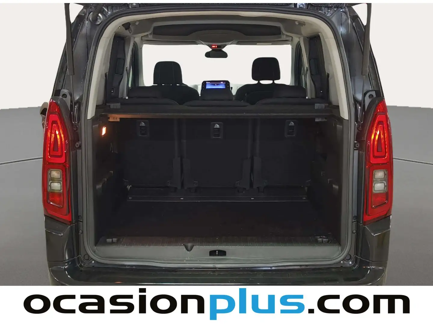Foto Toyota Proace City Verso Toyota Proace City Verso 1.2 Family Active L1 Auto (131 CV)