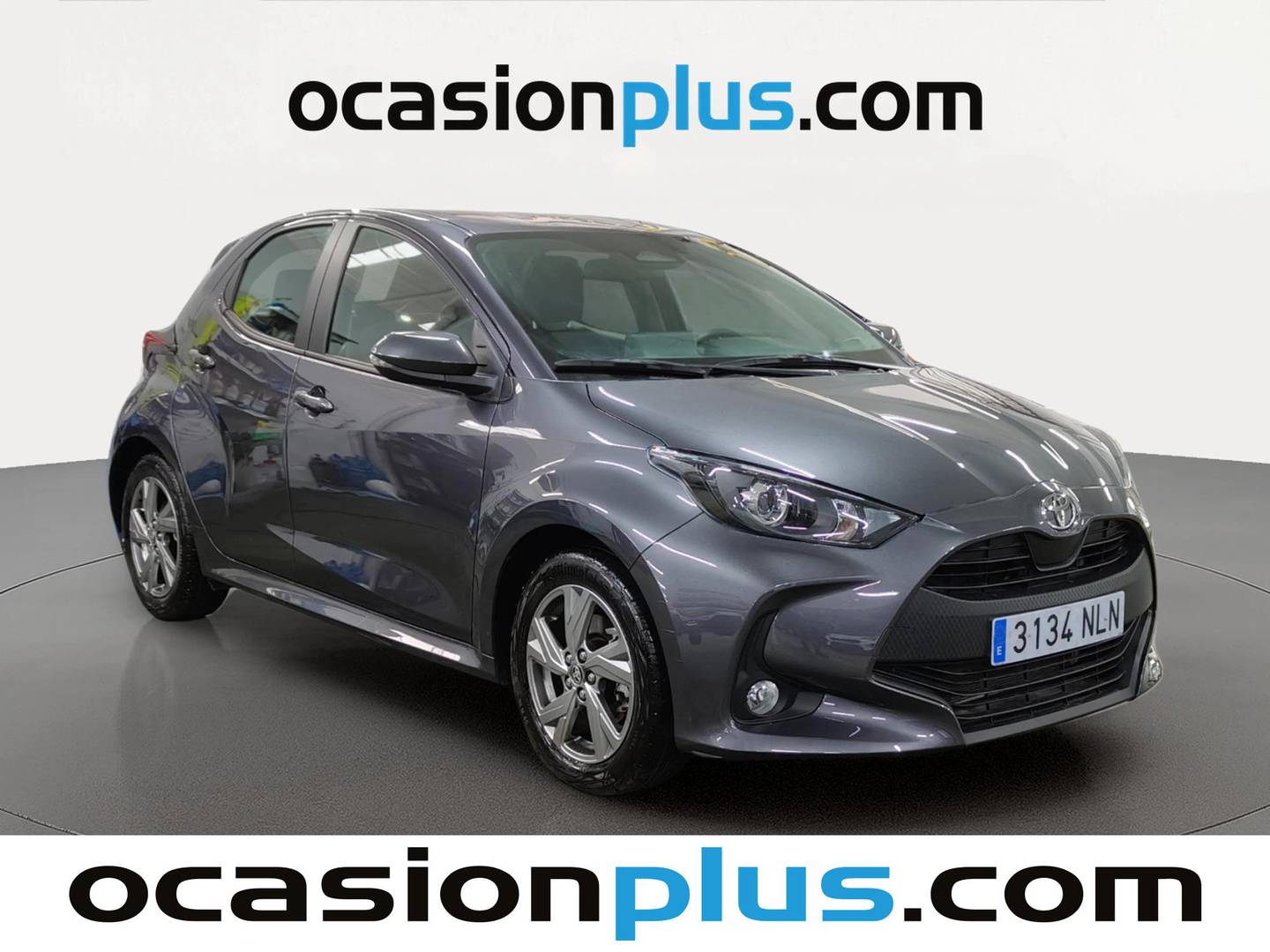 Foto delantera Toyota Yaris Toyota Yaris 120H Active Plus (116 CV) derecha