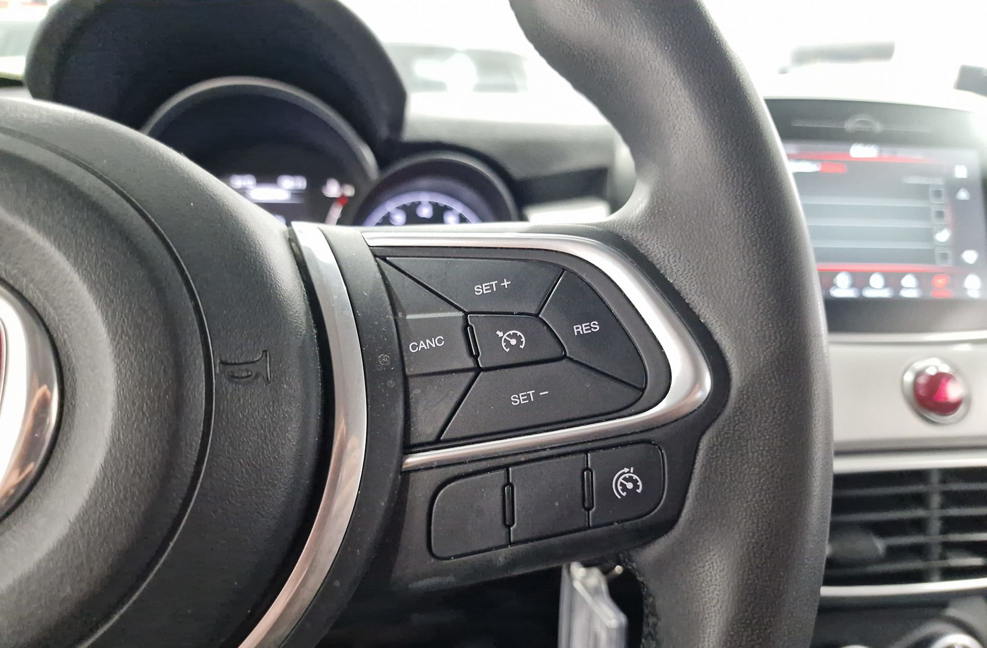 Fiat 500X 1,0 Firefly Connect - foto 23