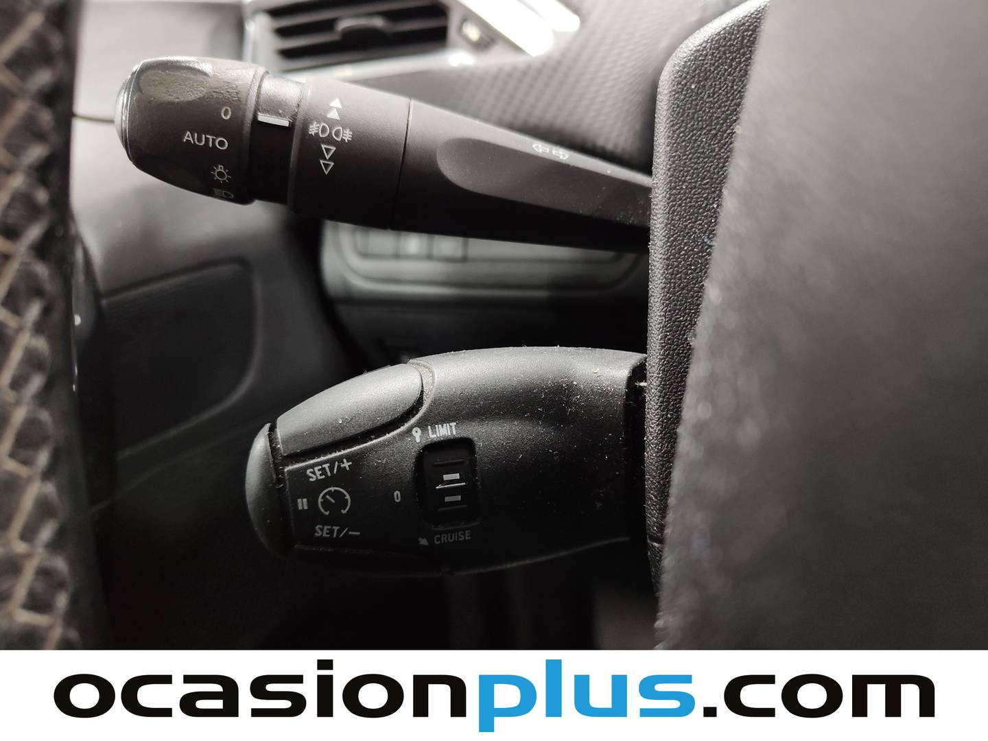 Extras y acabados del Peugeot 208 Peugeot 208 PureTech 110 S&S Allure (110 CV)