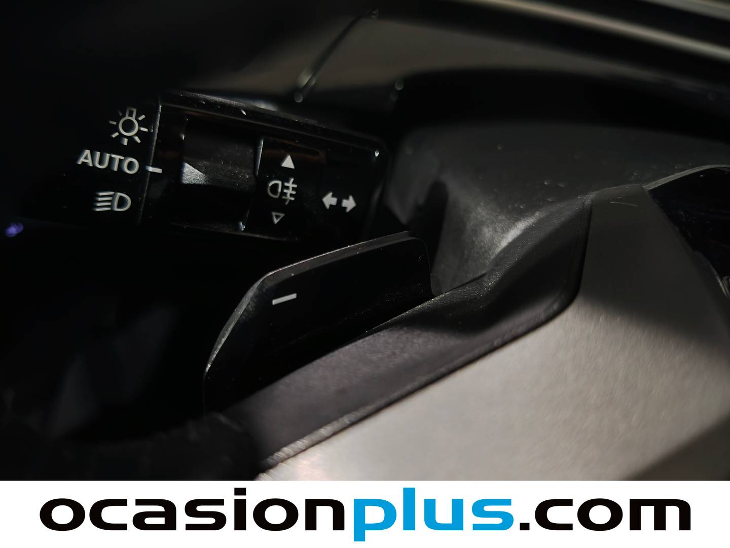 Peugeot 3008 Hybrid Peugeot 3008 Hybrid 145 Allure eDCS6 (145 CV) seminuevo