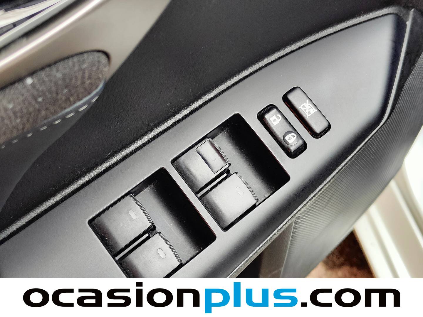 Lexus CT Lexus CT 200h Business (136 CV) de ocasión