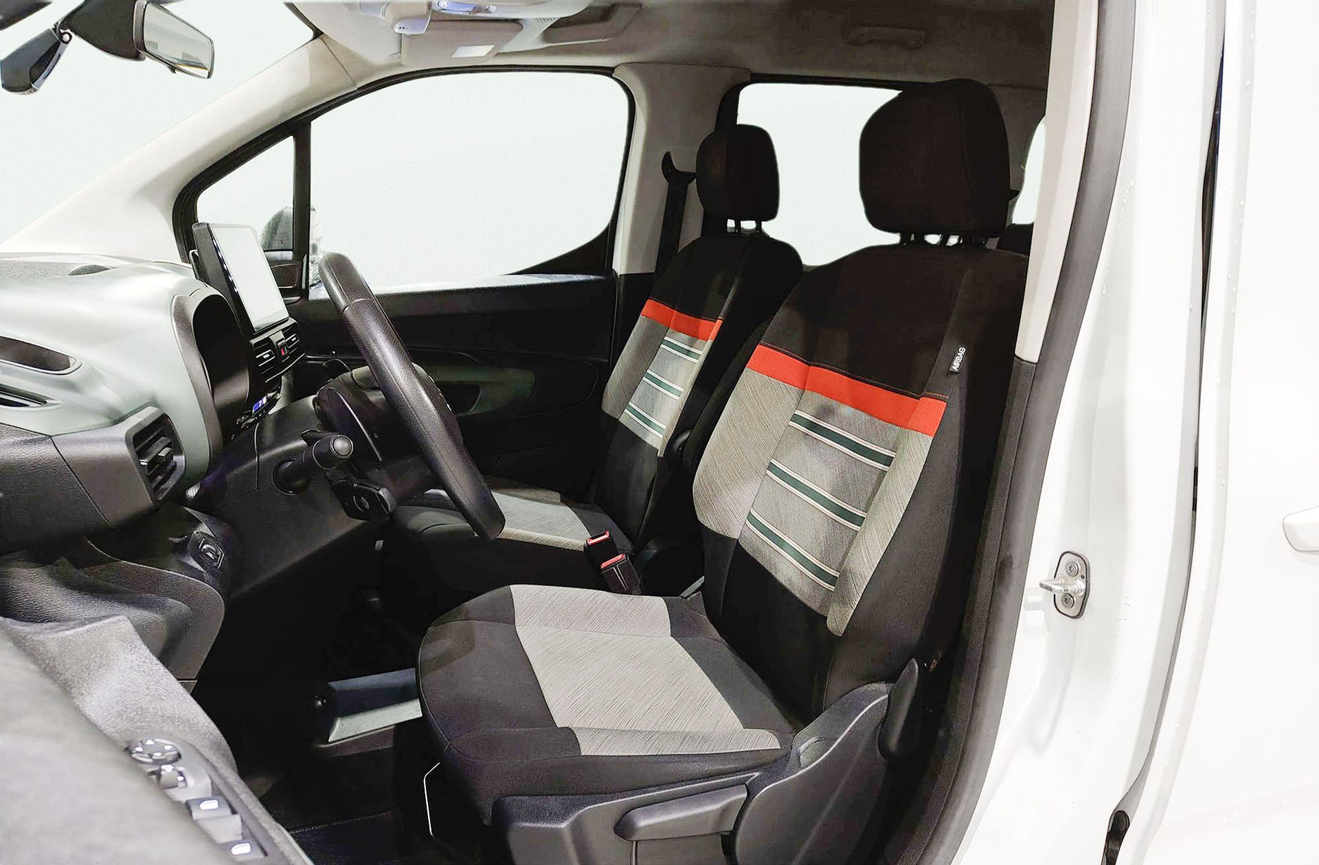 Citroën Berlingo BlueHDi 100 Talla M Shine Pack XTR - foto 12