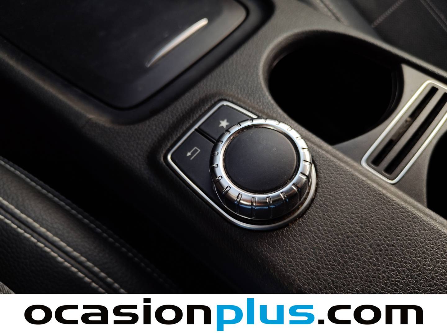 Foto Mercedes GLA Mercedes-Benz GLA GLA 200 d Urban (136 CV)