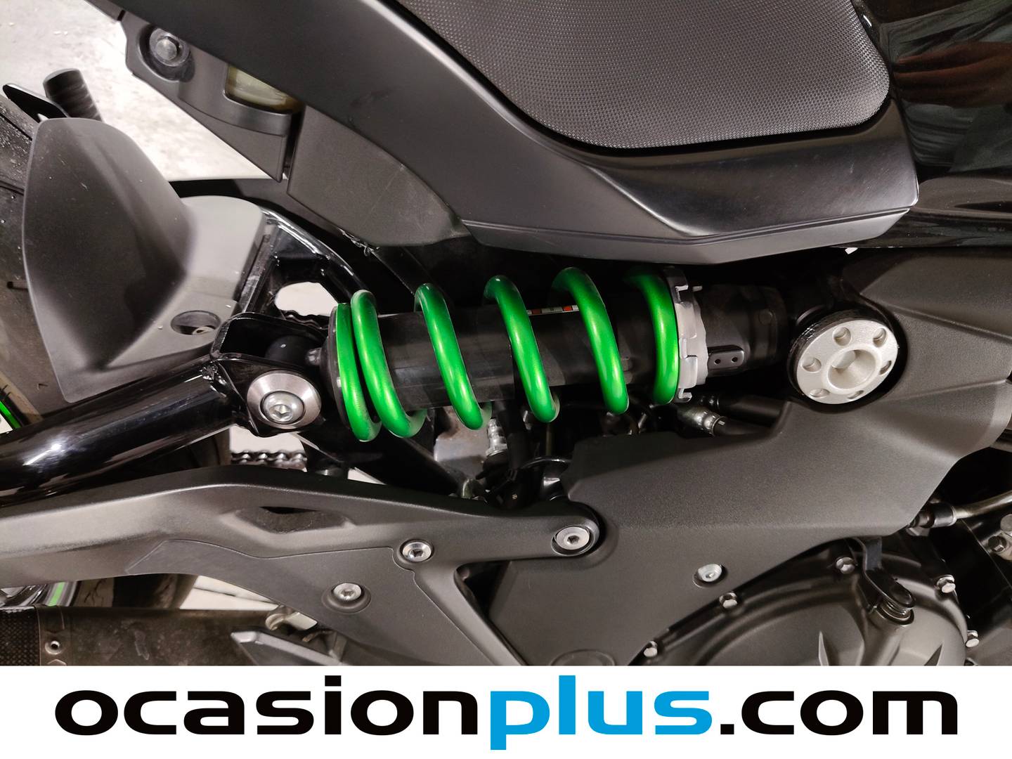 Extras y acabados del Kawasaki ER 6N ABS Kawasaki ER 6N ABS (48CV)