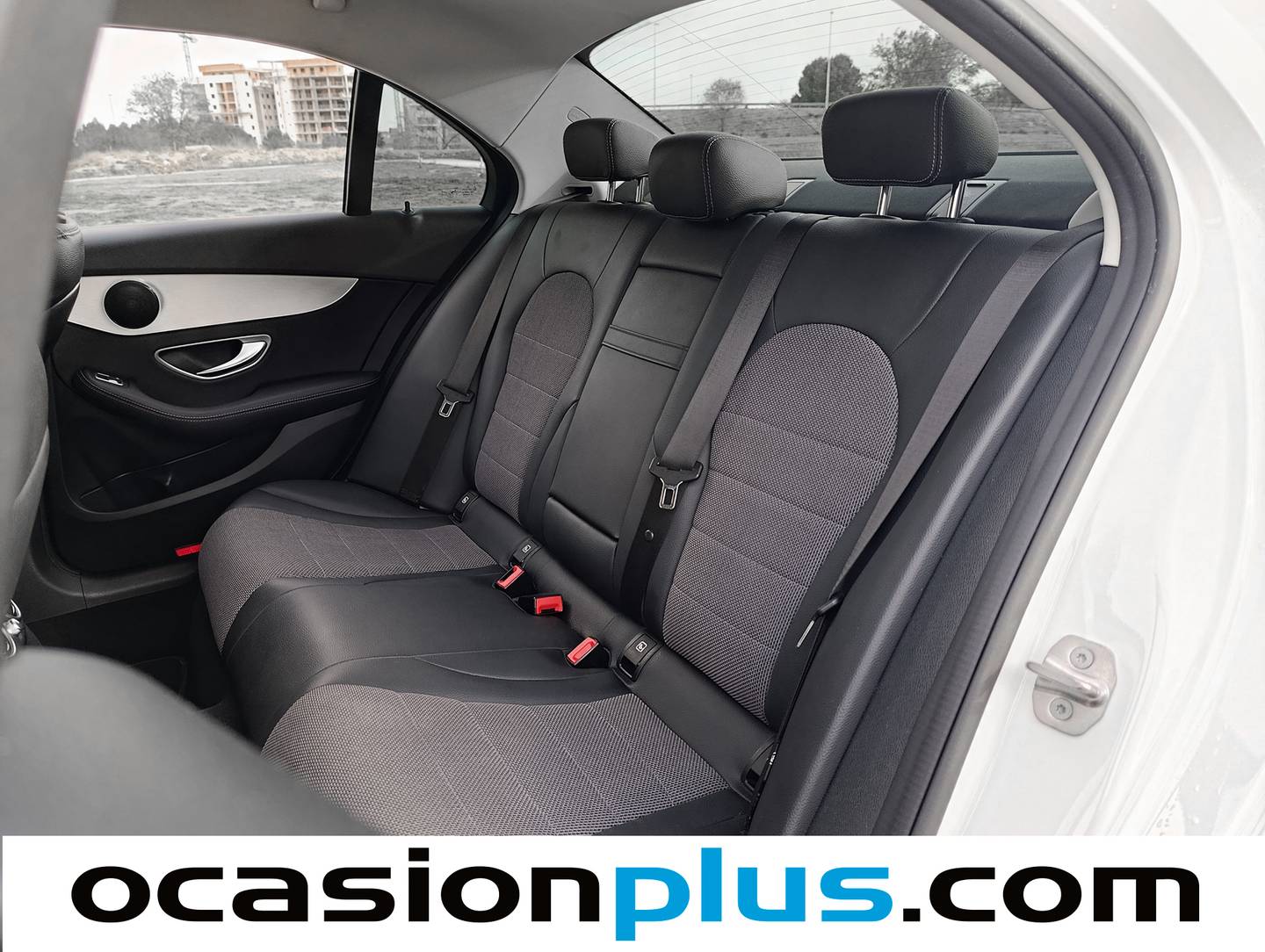 Foto asientos traseros Mercedes Clase C Mercedes-Benz Clase C Clase C 200 d (160 CV) Pack AMG