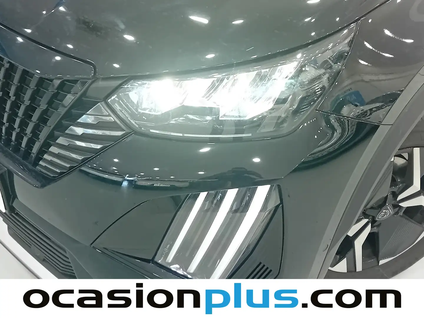 Foto Peugeot 2008 Peugeot 2008 Allure Hybrid eDCS6 (145 CV)