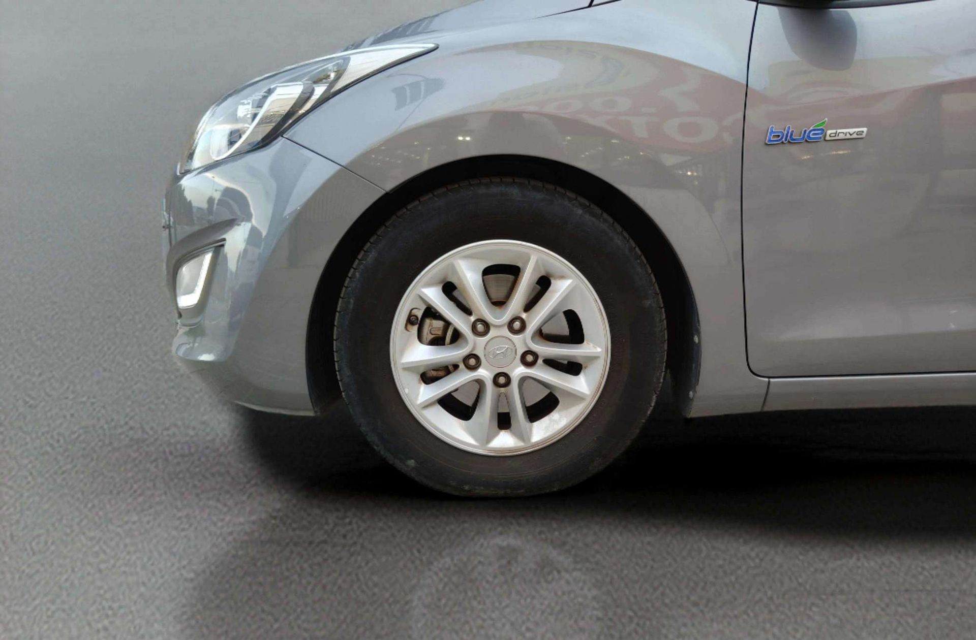 Hyundai i30 1.6 GDi BlueDrive Tecno - foto 33