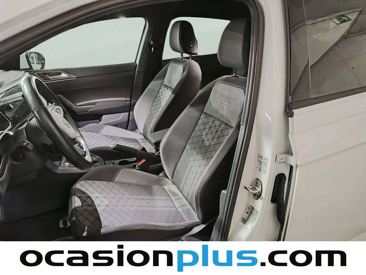 Foto asientos delanteros Volkswagen Taigo Volkswagen Taigo R-Line 1.5 TSI  (150 CV) DSG