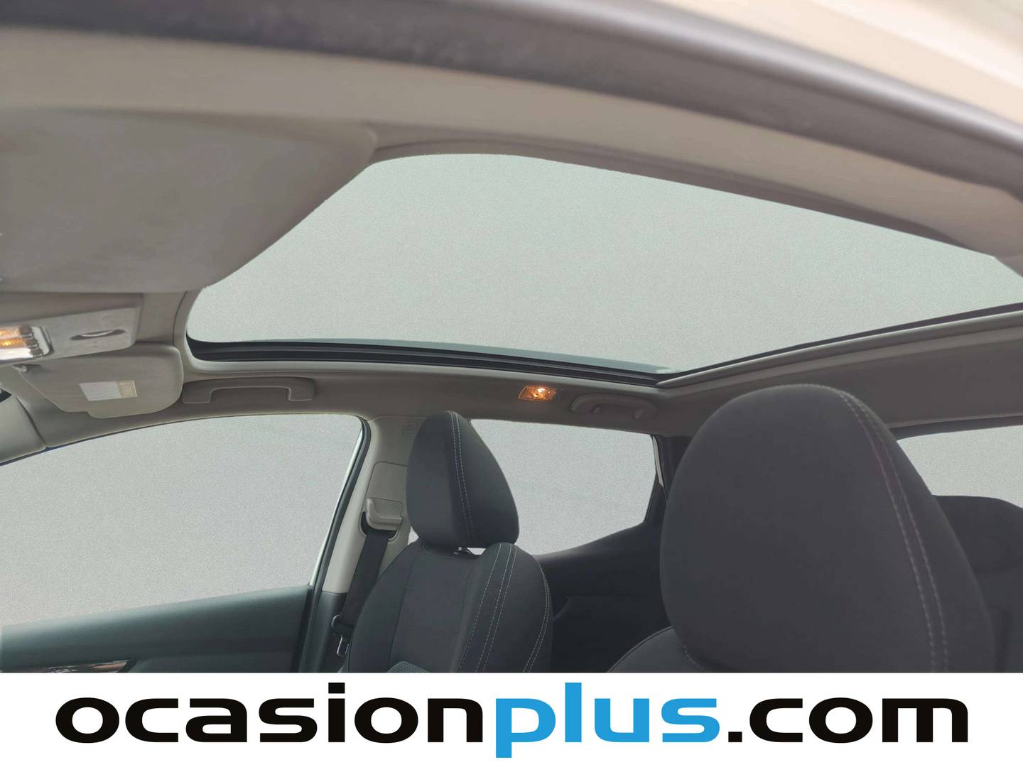 Extras y acabados del Nissan QASHQAI Nissan Qashqai dCi 115 N-Connecta (115 CV)