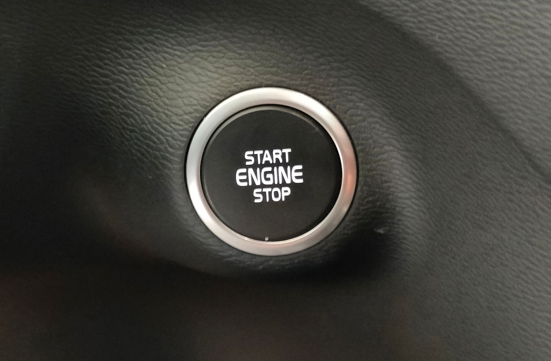Volvo XC40 T4 R-Design - foto 33