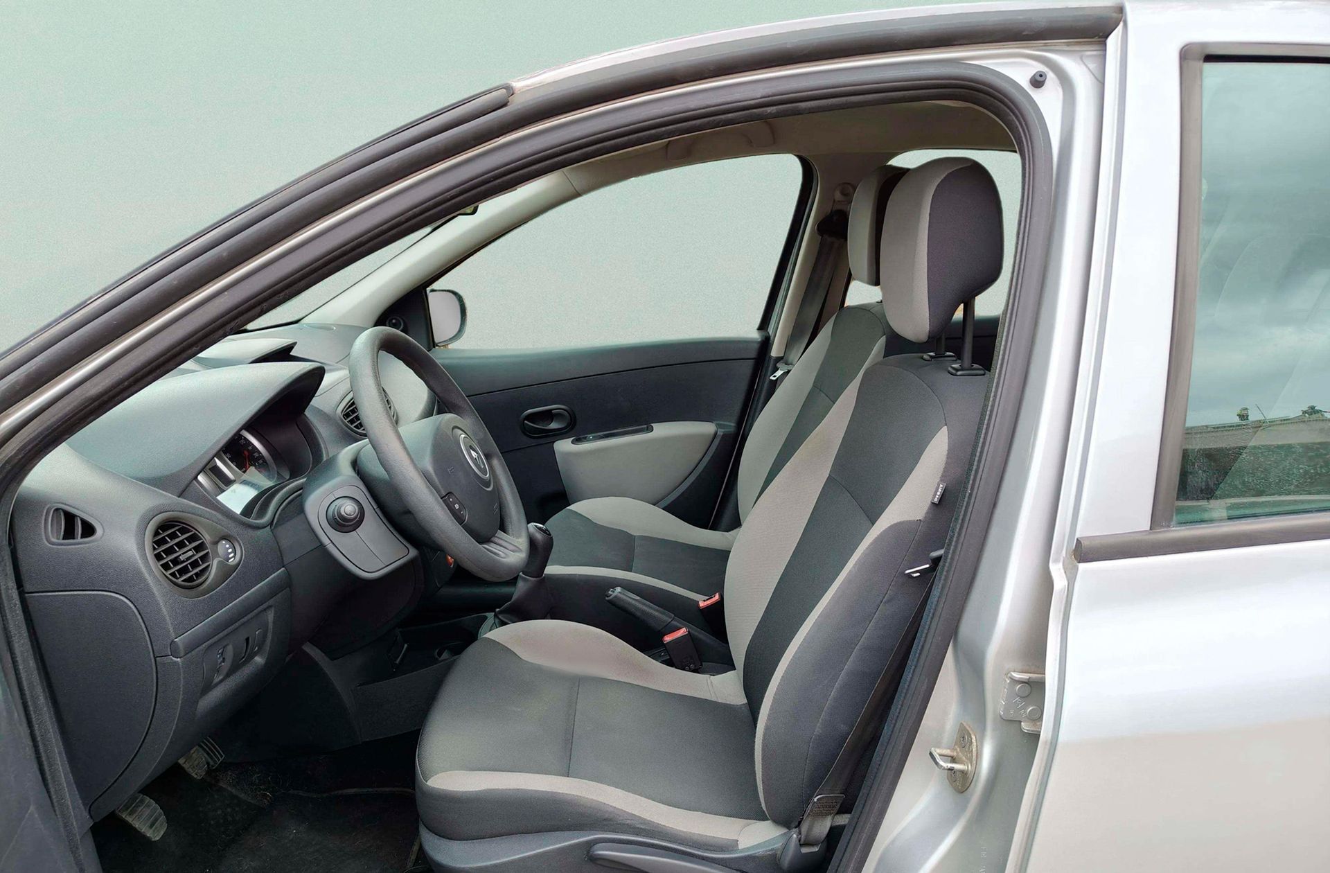Renault Clio 1.2 Authentique eco2 - foto 8