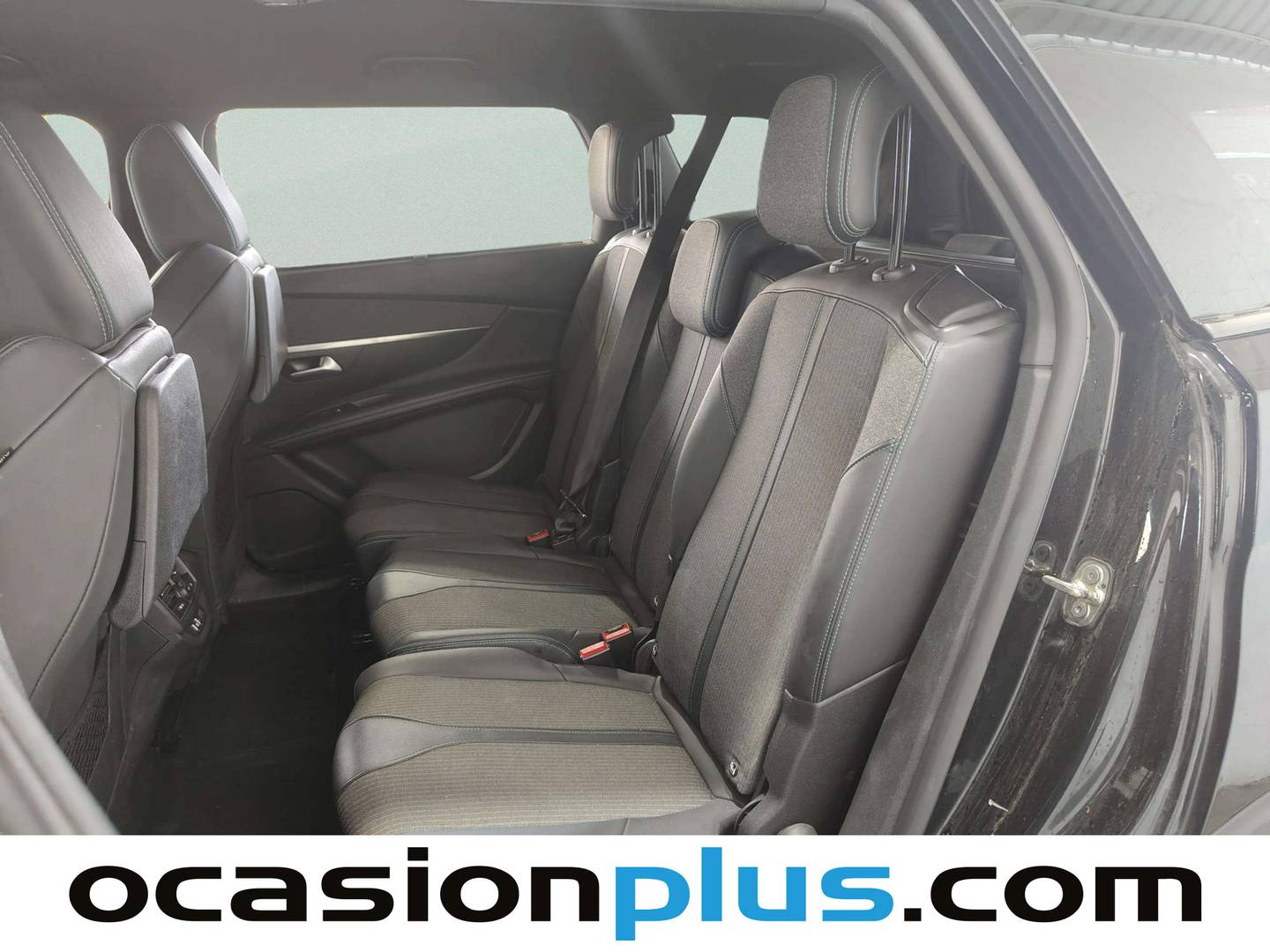 Foto asientos traseros Peugeot 5008 Peugeot 5008 BlueHDI 130 S&S Allure Pack EAT8 (130 CV) 7 Plazas