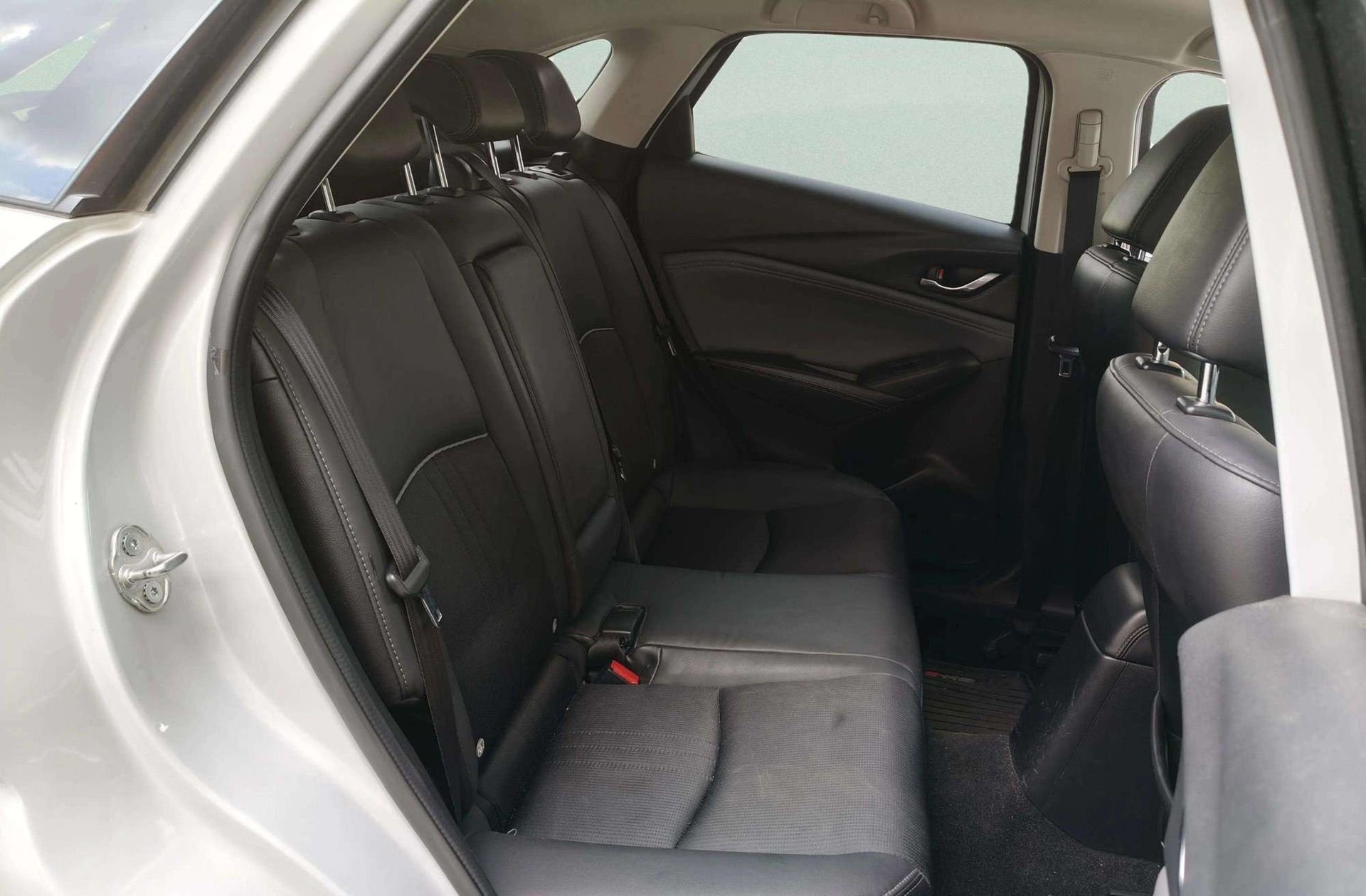 Mazda CX-3 1.8 D Zenith 2WD - foto 19