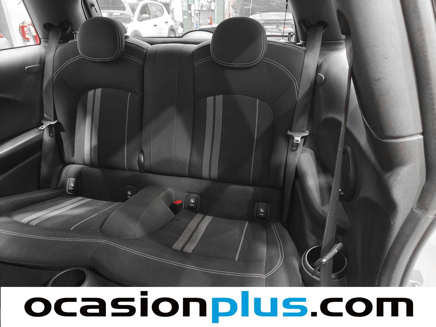 Foto Mini MINI MINI MINI 3 Puertas John Cooper Works  (231 CV)