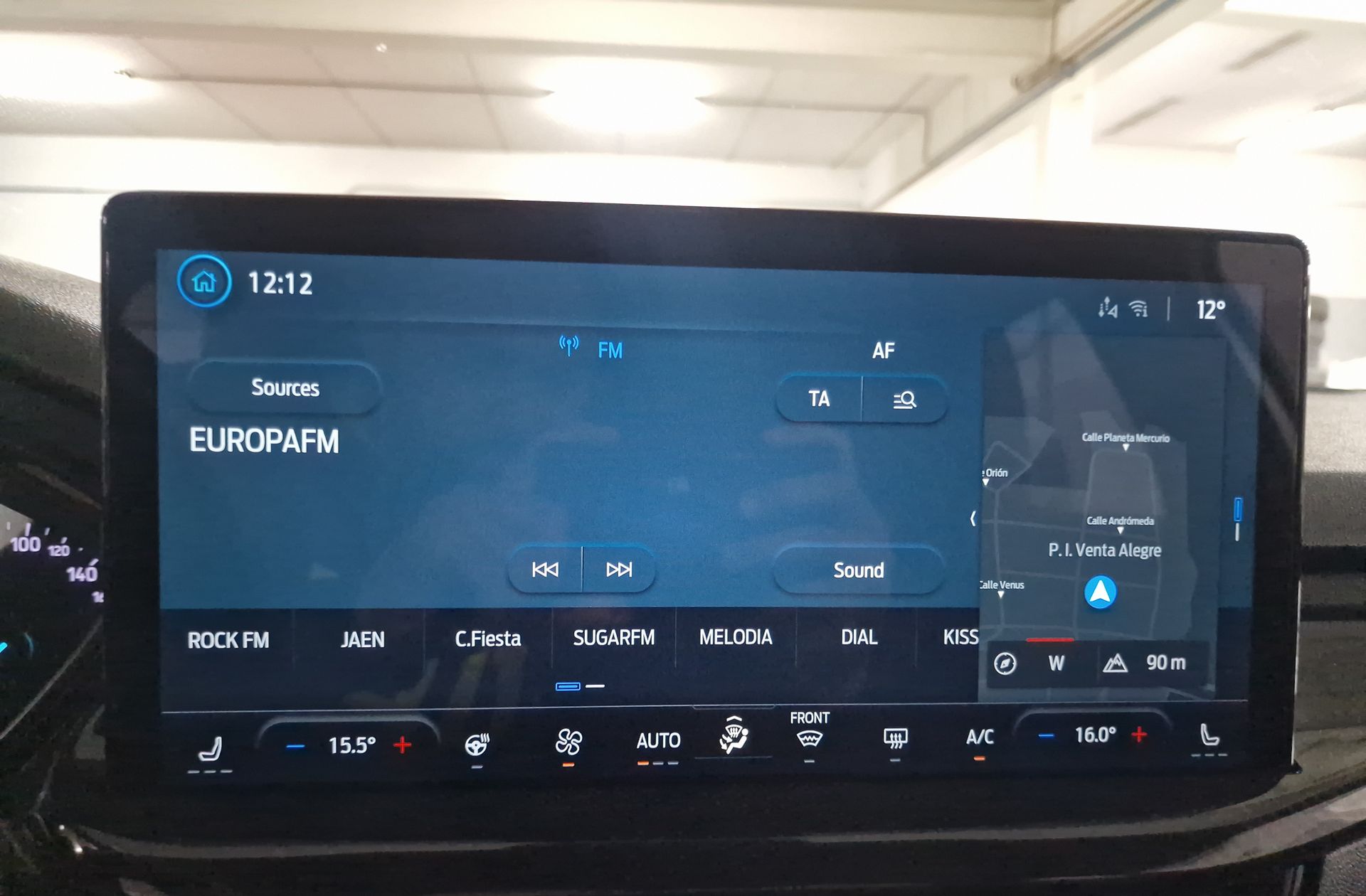 Ford Focus SportBreak 1.0 EcoBoost MHEV ST-Line - foto 39