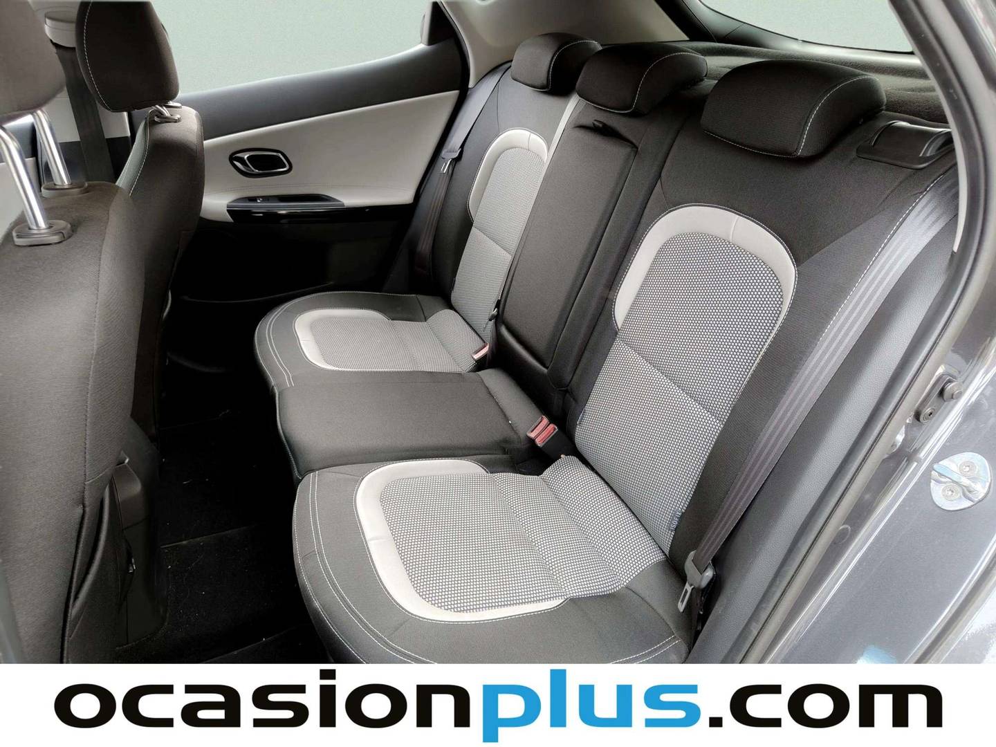 Foto asientos traseros KIA Ceed Kia Ceed 1.0 T-GDi Eco-Dynamics x-Tech17 (120 CV)