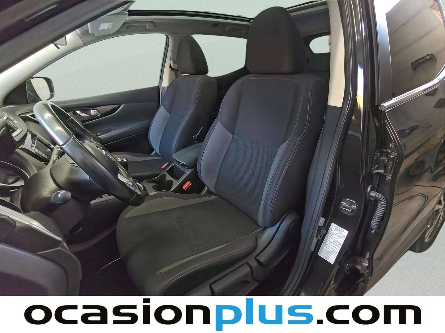 Foto asientos traseros Nissan QASHQAI Nissan Qashqai DIG-T 160 N-Connecta 4x2 (160 CV)
