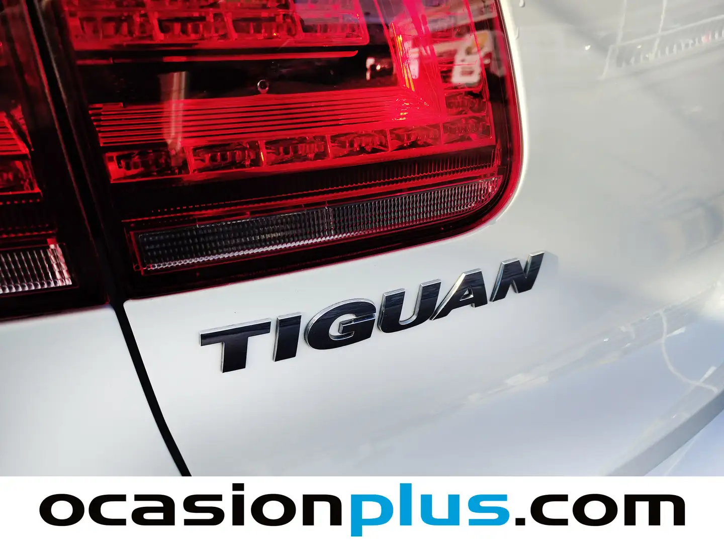 Foto Volkswagen Tiguan Volkswagen Tiguan R-Line 2.0 TDI BMT 4x2 (150 CV)