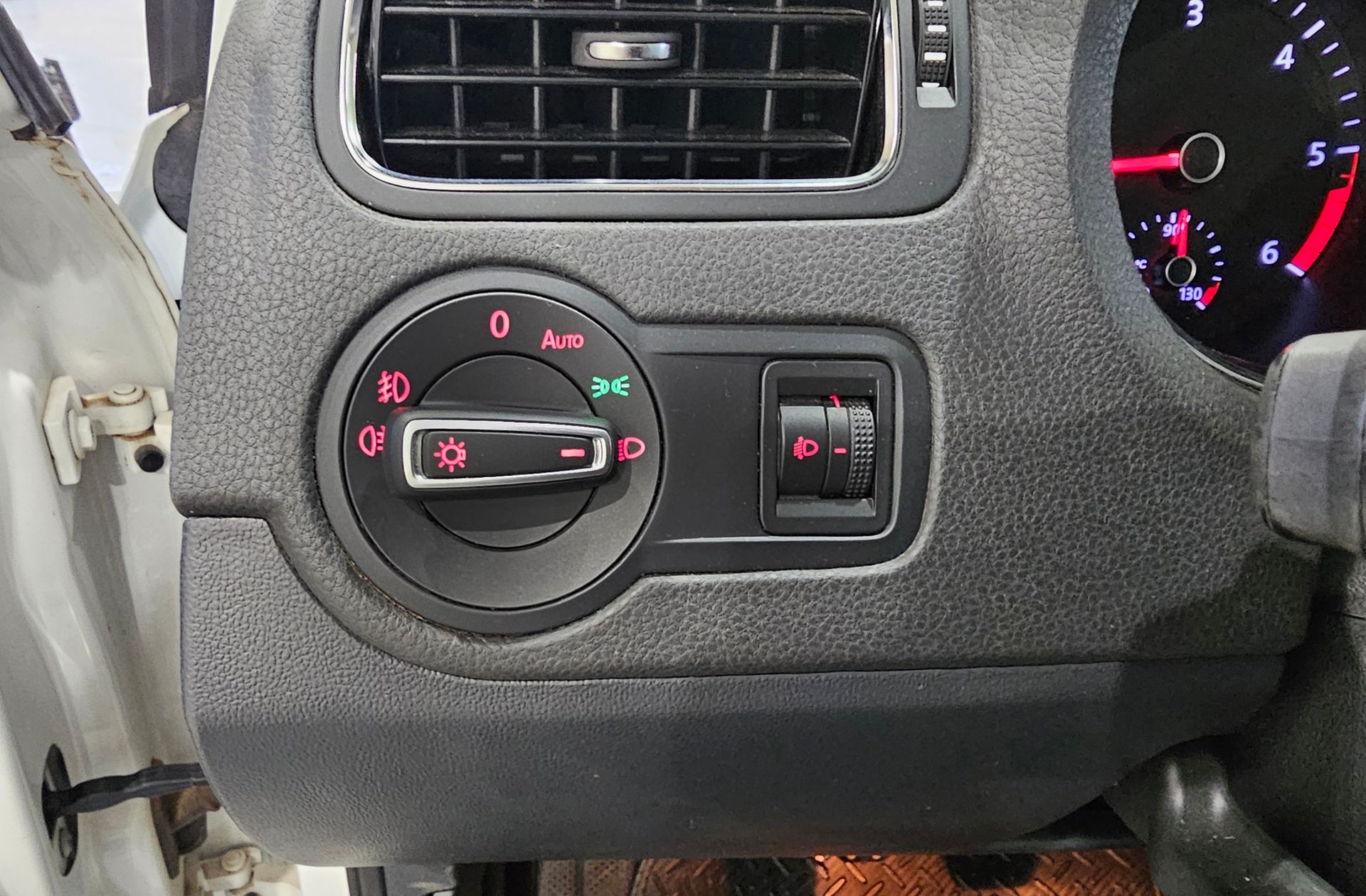 Volkswagen Polo Sport 1.4 TDI - foto 10